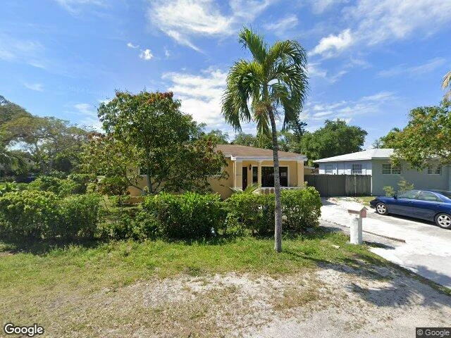 House image located at Miami, FL 33162