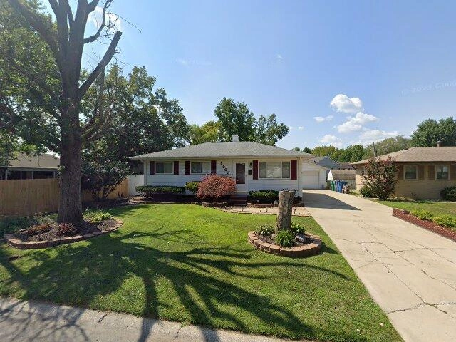 House image located at Granite City, IL 62040