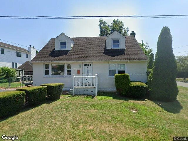 House image located at Port Washington, NY 11050