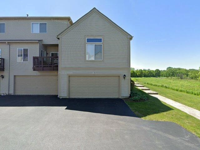 House image located at Aurora, IL 60503