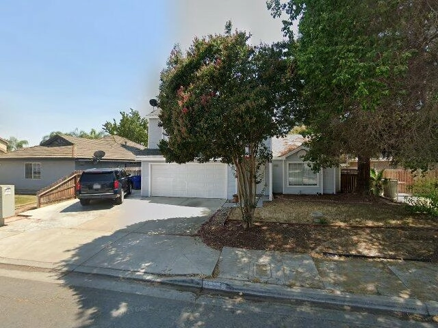 House image located at Fresno, CA 93722