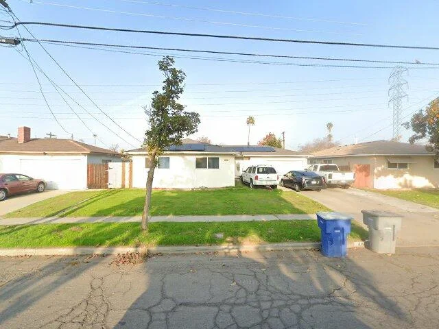 House image located at Fresno, CA 93727