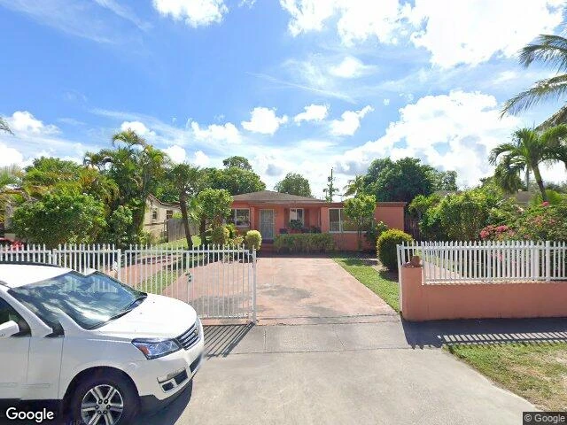 House image located at Miami, FL 33168