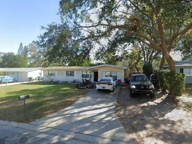 House image located at Dunedin, FL 34698
