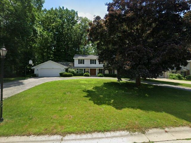 House image located at Brookfield, WI 53045