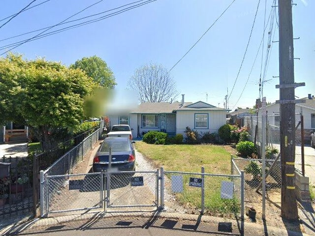 House image located at Oakland, CA 94603