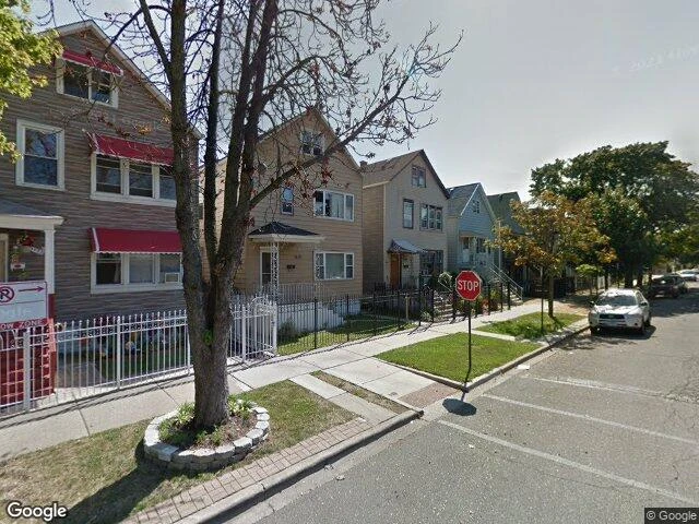 House image located at Chicago, IL 60609