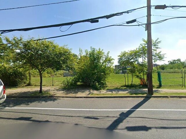 House image located at Gloucester City, NJ 08030