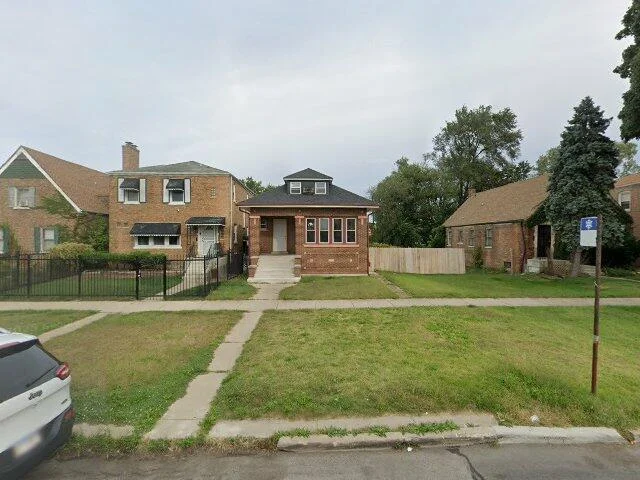 House image located at Chicago, IL 60619