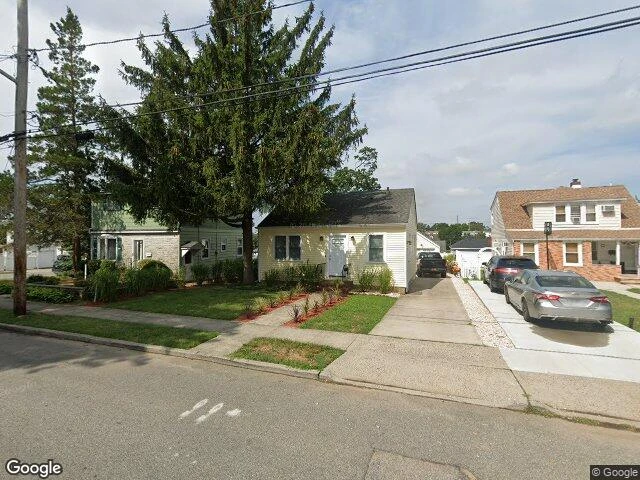 House image located at Franklin Square, NY 11010