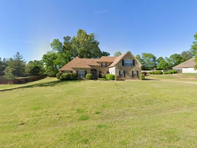 House image located at Olive Branch, MS 38654