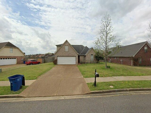 House image located at Olive Branch, MS 38654