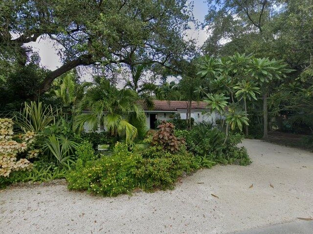 House image located at Miami, FL 33161