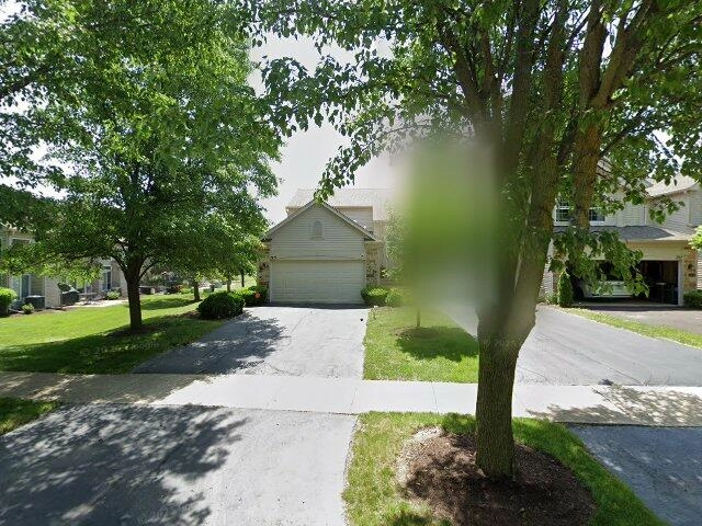 House image located at Aurora, IL 60503