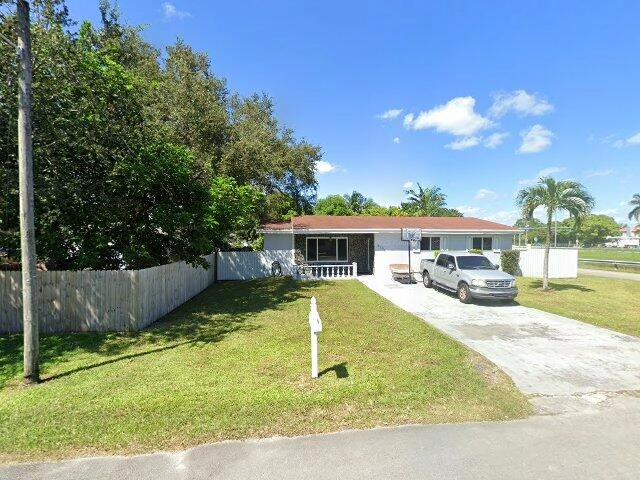 House image located at Miami, FL 33167