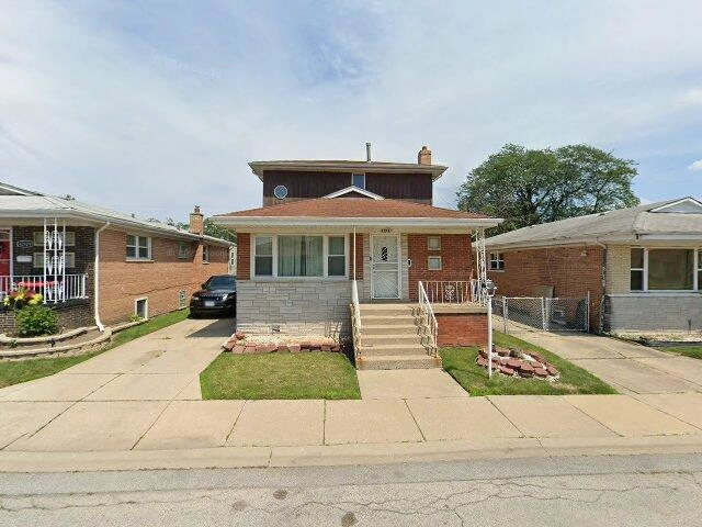 House image located at Riverdale, IL 60827