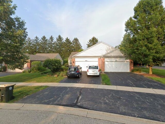 House image located at Round Lake, IL 60073