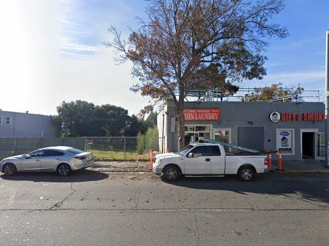 House image located at Oakland, CA 94605