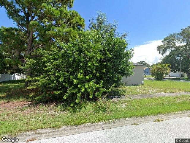 House image located at Saint Petersburg, FL 33705