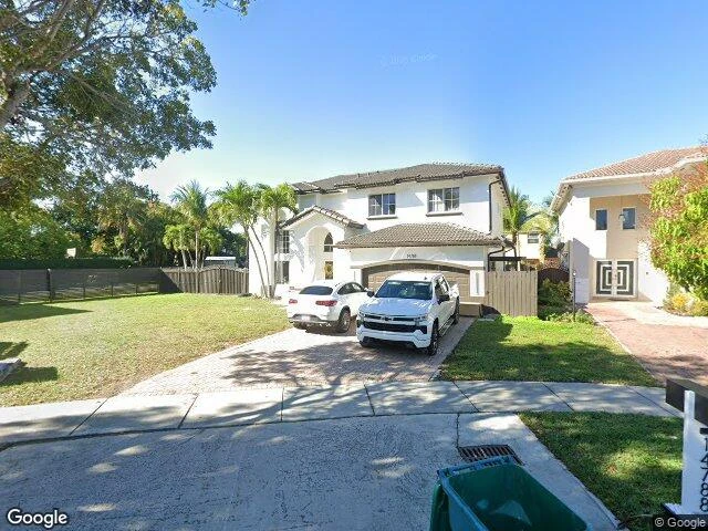 House image located at Miami, FL 33196