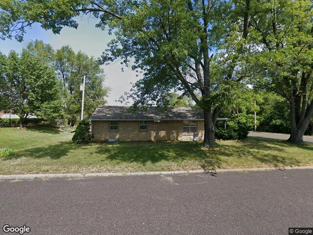 House image located at Pekin, IL 61554