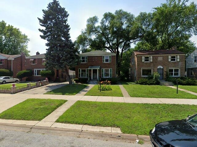 House image located at Chicago, IL 60617
