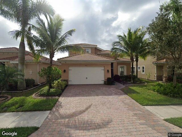 House image located at Fort Myers, FL 33916