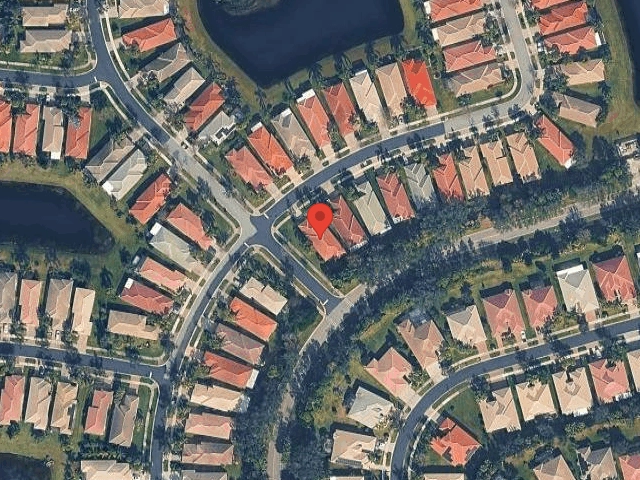 House image located at Wimauma, FL 33598