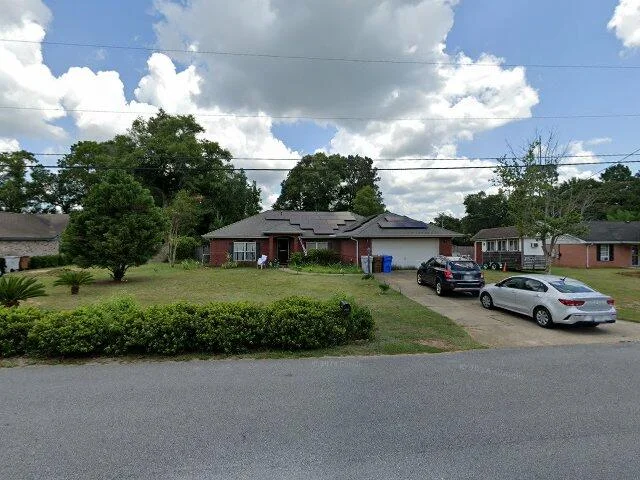 House image located at Milton, FL 32583