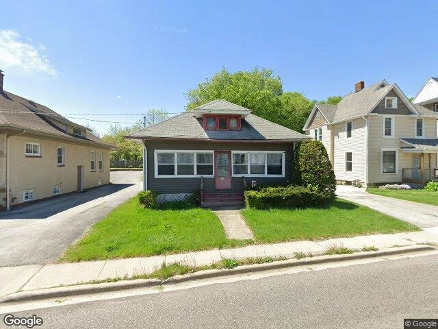 House image located at Aurora, IL 60506