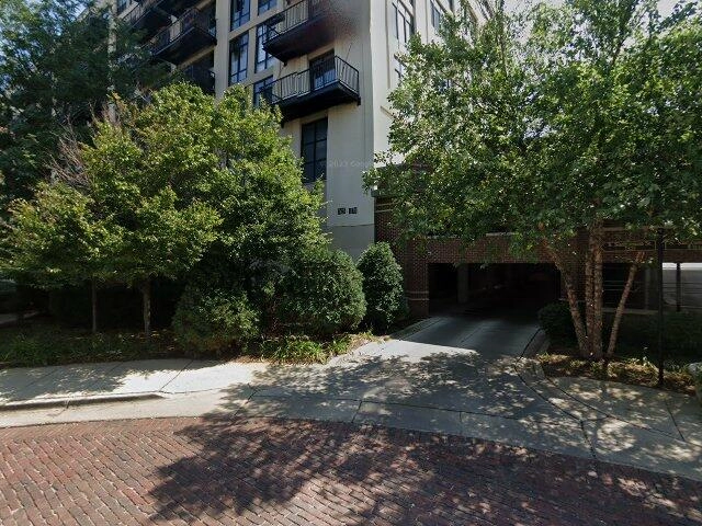 House image located at Chicago, IL 60608