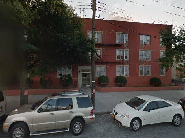 House image located at Bronx, NY 10461