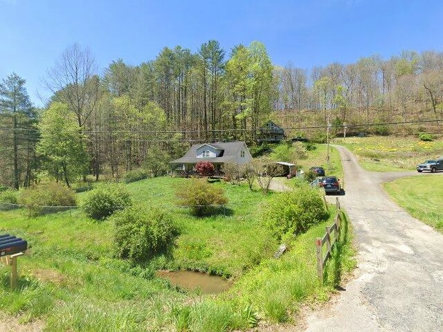 House image located at Burnsville, NC 28714