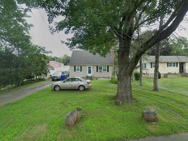 House image located at Meriden, CT 06451