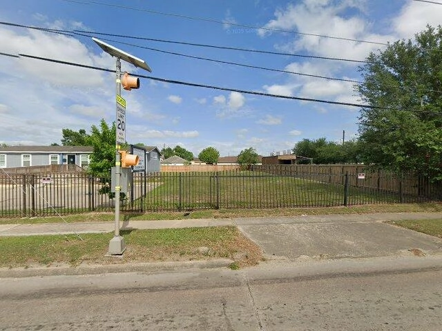 House image located at Hayward, CA 94544