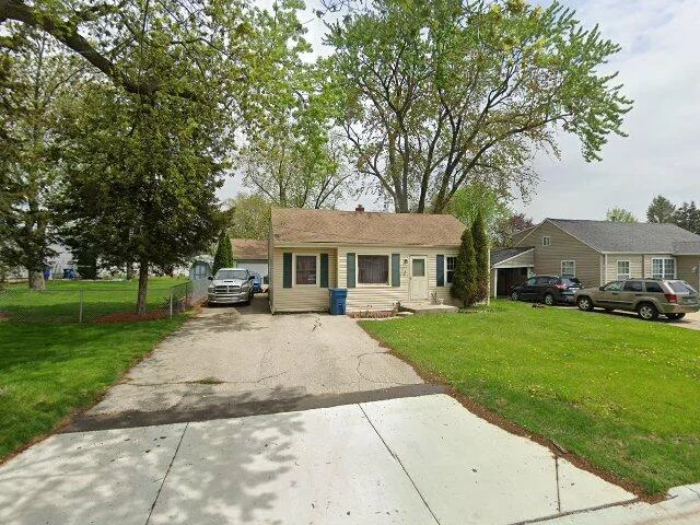 House image located at Crest Hill, IL 60403