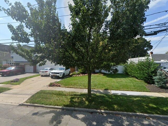 House image located at Massapequa, NY 11758