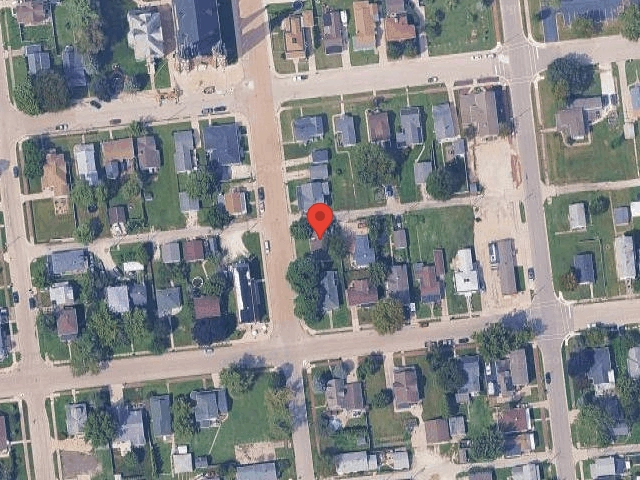 House image located at La Salle, IL 61301