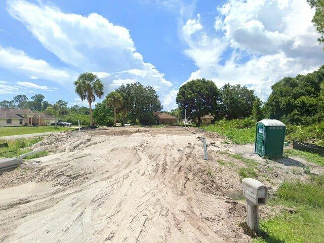 House image located at North Port, FL 34286