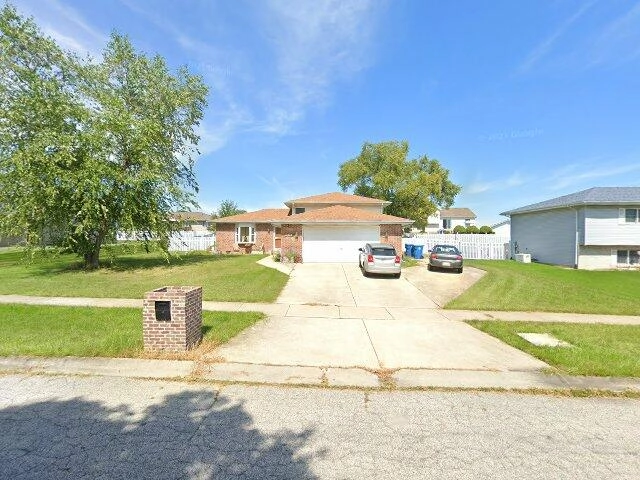 House image located at Saint John, IN 46373