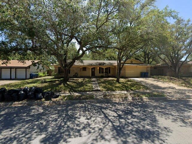 House image located at Beeville, TX 78102