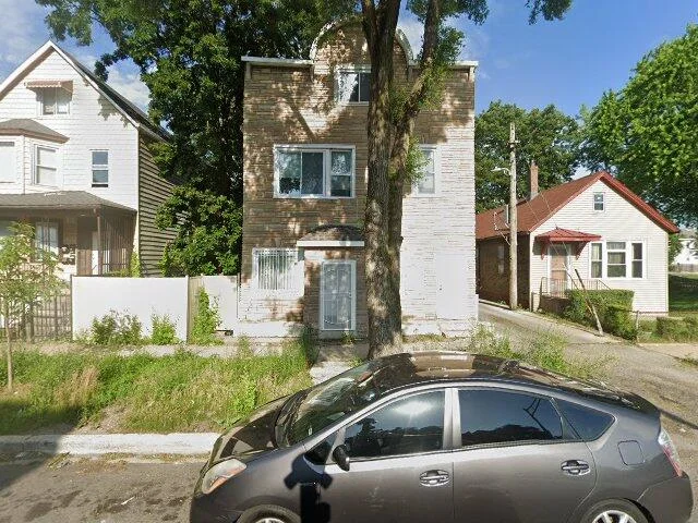 House image located at Chicago, IL 60617