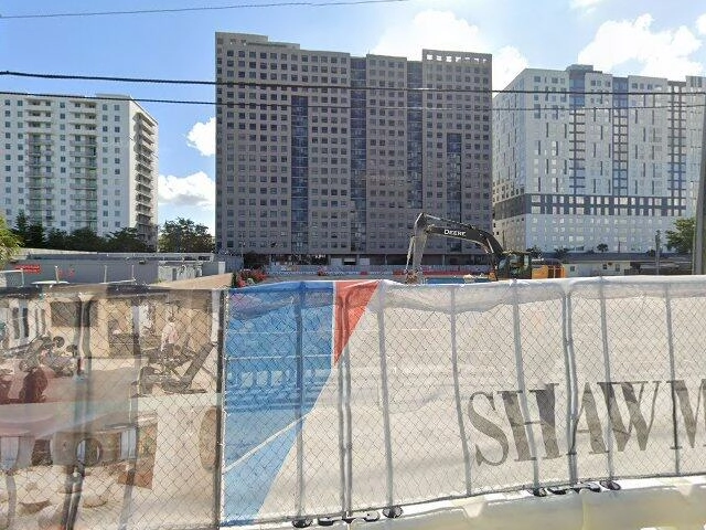 House image located at Miami, FL 33174
