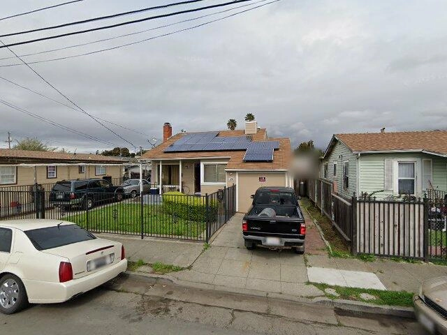 House image located at Oakland, CA 94621