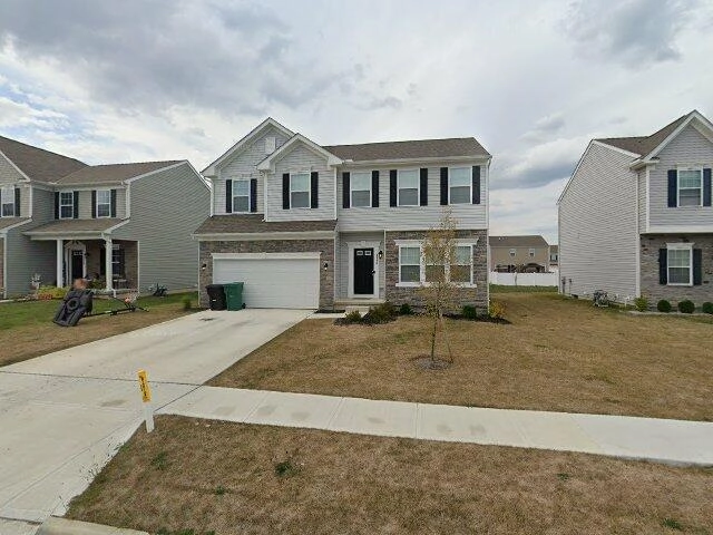 House image located at Groveport, OH 43125