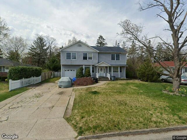 House image located at Commack, NY 11725