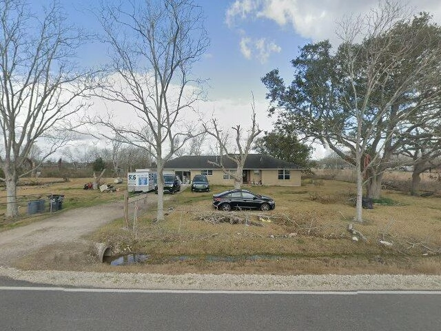 House image located at Alvin, TX 77511