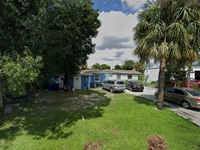 House image located at Fort Myers, FL 33901