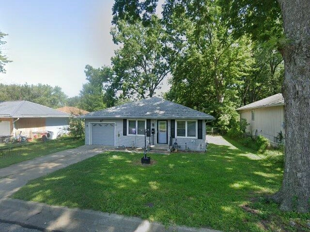 House image located at Marshall, MO 65340