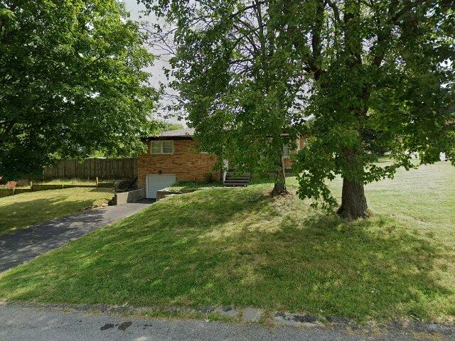 House image located at Louisville, KY 40214